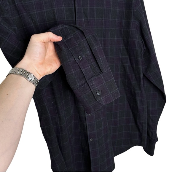 UNTUCKit Plaid Flannel button down Shirt - Picture 4 of 7